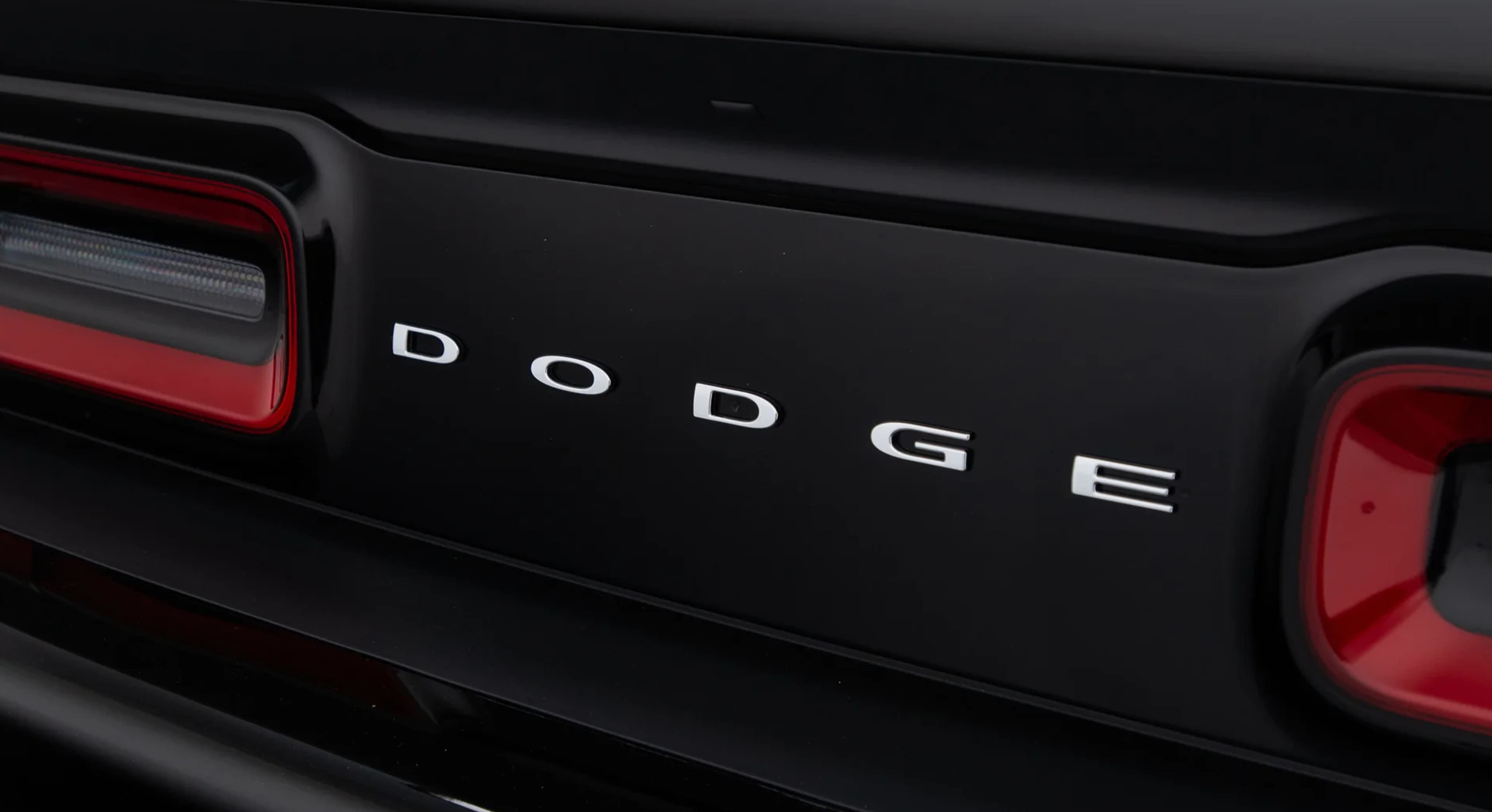 2018-dodge-challenger-srt-demon-_24__DpuSWIJfM.png