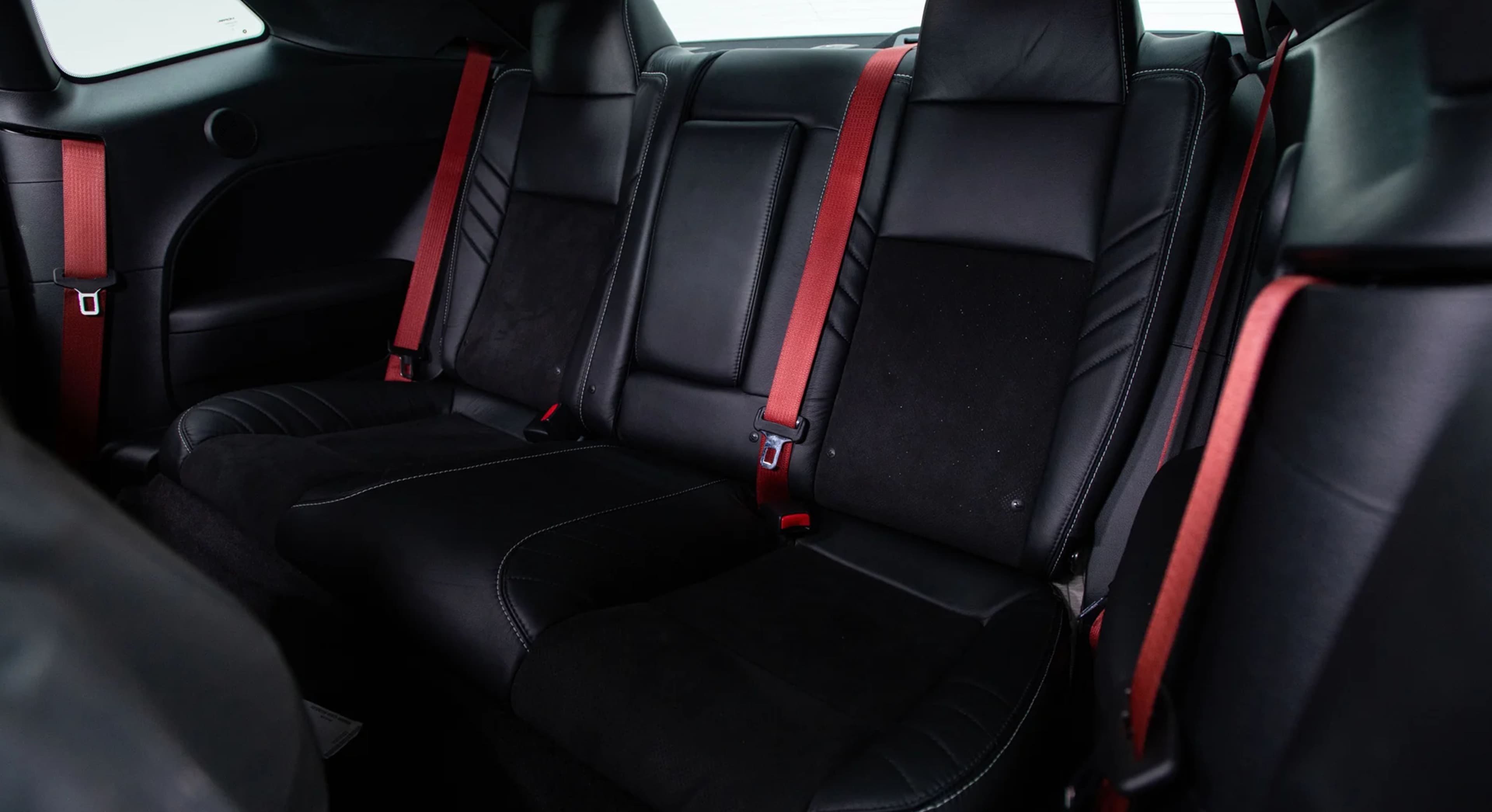 2018-dodge-challenger-srt-demon-_31__5POrVTIAv.png