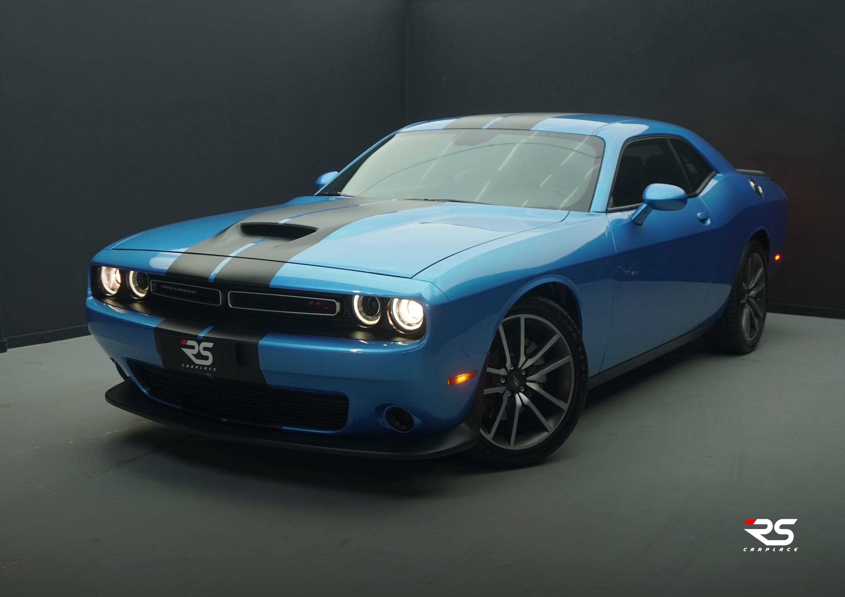 Dodge Challenger R/T V8 2023 0km